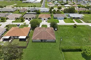 4149 SW 7th Pl, Cape Coral, FL 33914 - Photo 5