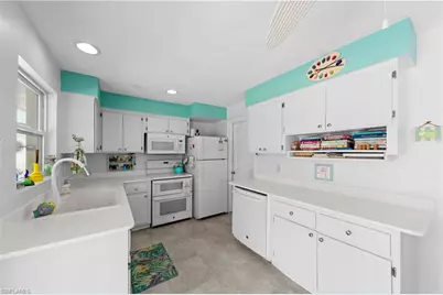 1758 Bikini Ct, Cape Coral, FL 33904 - Photo 13