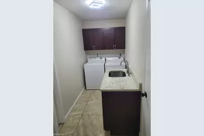 1124 SE 4th St, Cape Coral, FL 33990 - Photo 15