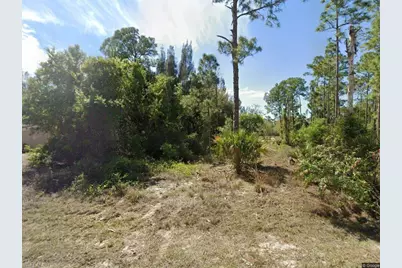 1115 5th Ave, Lehigh Acres, FL 33972 - Photo 1