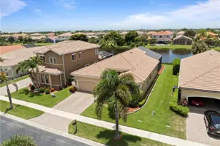 15586 Alton Dr, Fort Myers, FL 33908 - Photo 5