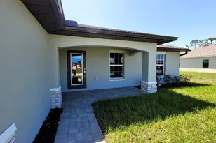 3002 NE 7th Ave, Cape Coral, FL 33909 - Photo 3