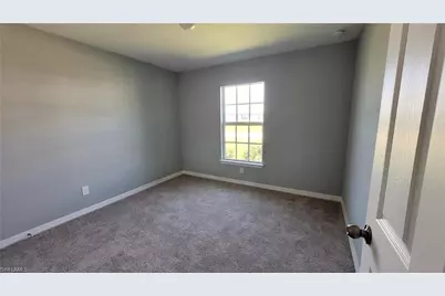 3002 NE 7th Ave, Cape Coral, FL 33909 - Photo 13