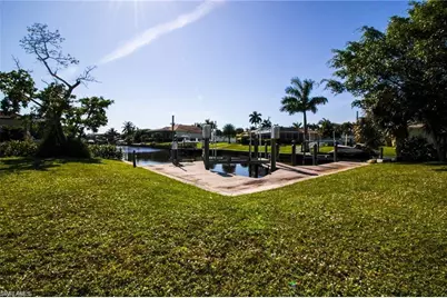 5302 Malibu Ct, Cape Coral, FL 33904 - Photo 19