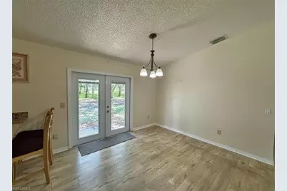 4005 E Sunflower Cir, Labelle, FL 33935 - Photo 5