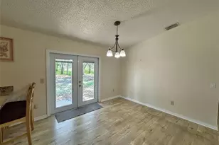 4005 E Sunflower Cir, Labelle, FL 33935 - Photo 5