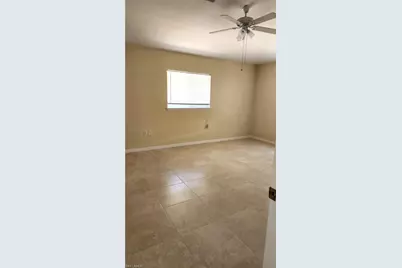 3800 15th St SW, Lehigh Acres, FL 33976 - Photo 9