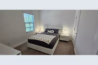 7510 Rockefeller Dr, Naples, FL 34119 - Photo 33