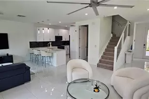 7510 Rockefeller Dr, Naples, FL 34119 - Photo 17