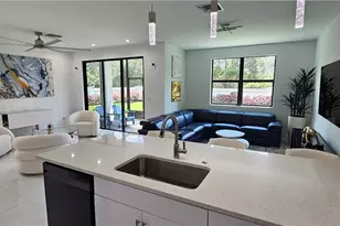 7510 Rockefeller Dr, Naples, FL 34119 - Photo 3