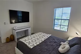 7510 Rockefeller Dr, Naples, FL 34119 - Photo 35