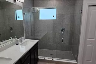 7510 Rockefeller Dr, Naples, FL 34119 - Photo 23