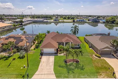 17 SE 15th Ave, Cape Coral, FL 33990 - Photo 3