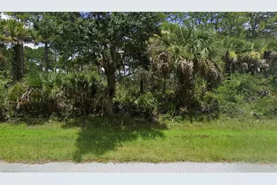 12546 Johannes Ave, Port Charlotte, FL 33953 - Photo 3