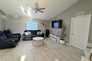 100 NW 13th Pl, Cape Coral, FL 33993 - Photo 7