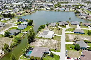 100 NW 13th Pl, Cape Coral, FL 33993 - Photo 23