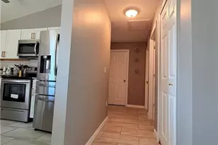 100 NW 13th Pl, Cape Coral, FL 33993 - Photo 13