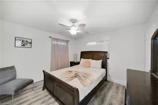 203 SE 16th Terrace, Cape Coral, FL 33990 - Photo 17