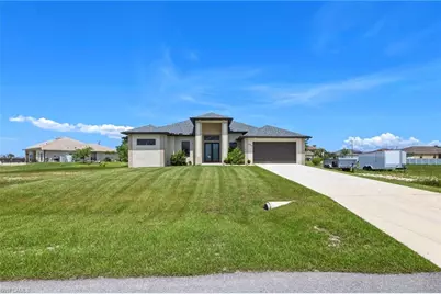 2830 NW 46th Pl, Cape Coral, FL 33993 - Photo 3