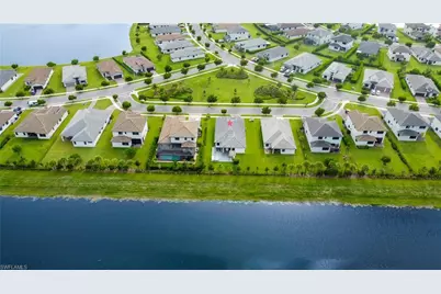 4978 Jovanne St, Immokalee, FL 34142 - Photo 3