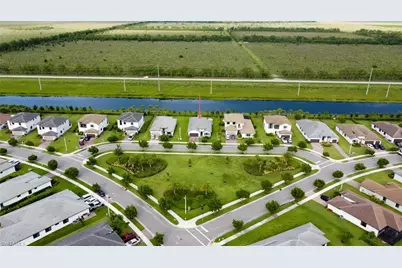 4978 Jovanne St, Immokalee, FL 34142 - Photo 5