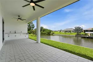 227 NE 15th St, Cape Coral, FL 33909 - Photo 37