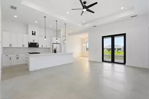 227 NE 15th St, Cape Coral, FL 33909 - Photo 11