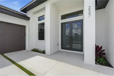 227 NE 15th St, Cape Coral, FL 33909 - Photo 7