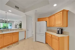 4700 Yacht Harbor Dr, Naples, FL 34112 - Photo 17
