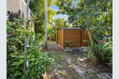 1209 NW 25th Pl, Cape Coral, FL 33993 - Photo 37