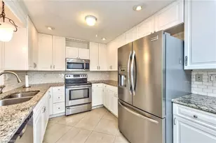 1495 Cranville Square, Fort Myers, FL 33919 - Photo 5