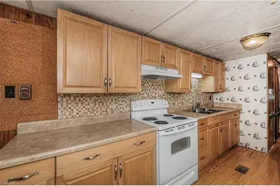 284 Blue Spring Ter, North Fort Myers, FL 33903 - Photo 17