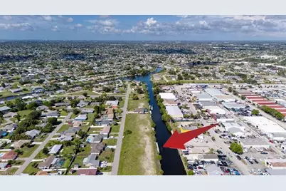 1102 SE 13th Ave, Cape Coral, FL 33990 - Photo 19