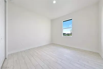 3008 23rd St SW, Lehigh Acres, FL 33976 - Photo 5
