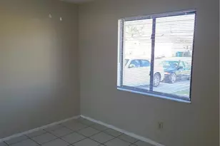 3705 SW Santa Barbara Pl, Cape Coral, FL 33914 - Photo 13