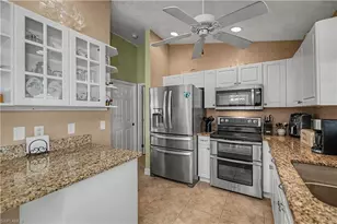 2125 NE 10th Ave, Cape Coral, FL 33909 - Photo 9