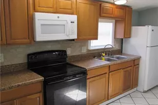 10419 Trotwood Ave, Saint James City, FL 33956 - Photo 9