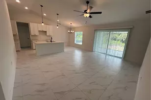 809 Knox Ave S, Lehigh Acres, FL 33974 - Photo 5