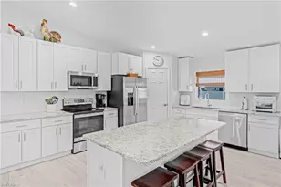 525 Ella Jean Pl, Labelle, FL 33935 - Photo 11