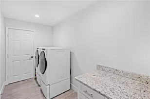 525 Ella Jean Pl, Labelle, FL 33935 - Photo 25