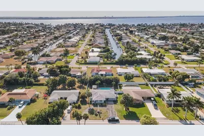 616 El Dorado Pkwy E, Cape Coral, FL 33904 - Photo 3