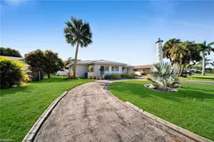 616 El Dorado Pkwy E, Cape Coral, FL 33904 - Photo 31