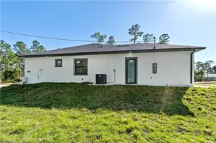 1112 Calvin Ave, Lehigh Acres, FL 33972 - Photo 3