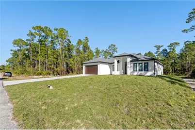 1112 Calvin Ave, Lehigh Acres, FL 33972 - Photo 9