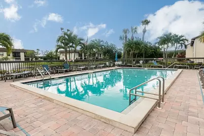 9275 Lake Park Dr #204, Fort Myers, FL 33919 - Photo 1