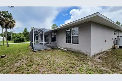 207 E 8th St, Lehigh Acres, FL 33974 - Photo 5