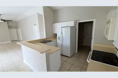 207 E 8th St, Lehigh Acres, FL 33974 - Photo 11