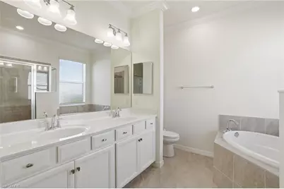 1835 Alameda Dr, Naples, FL 34120 - Photo 19