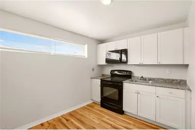 1640 Daniels Dr #B, North Fort Myers, FL 33917 - Photo 1