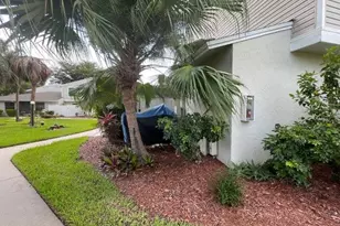 1422 SW 50th St, Cape Coral, FL 33914 - Photo 11